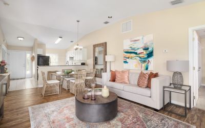 lake-forest-09-unit-living-room.jpg